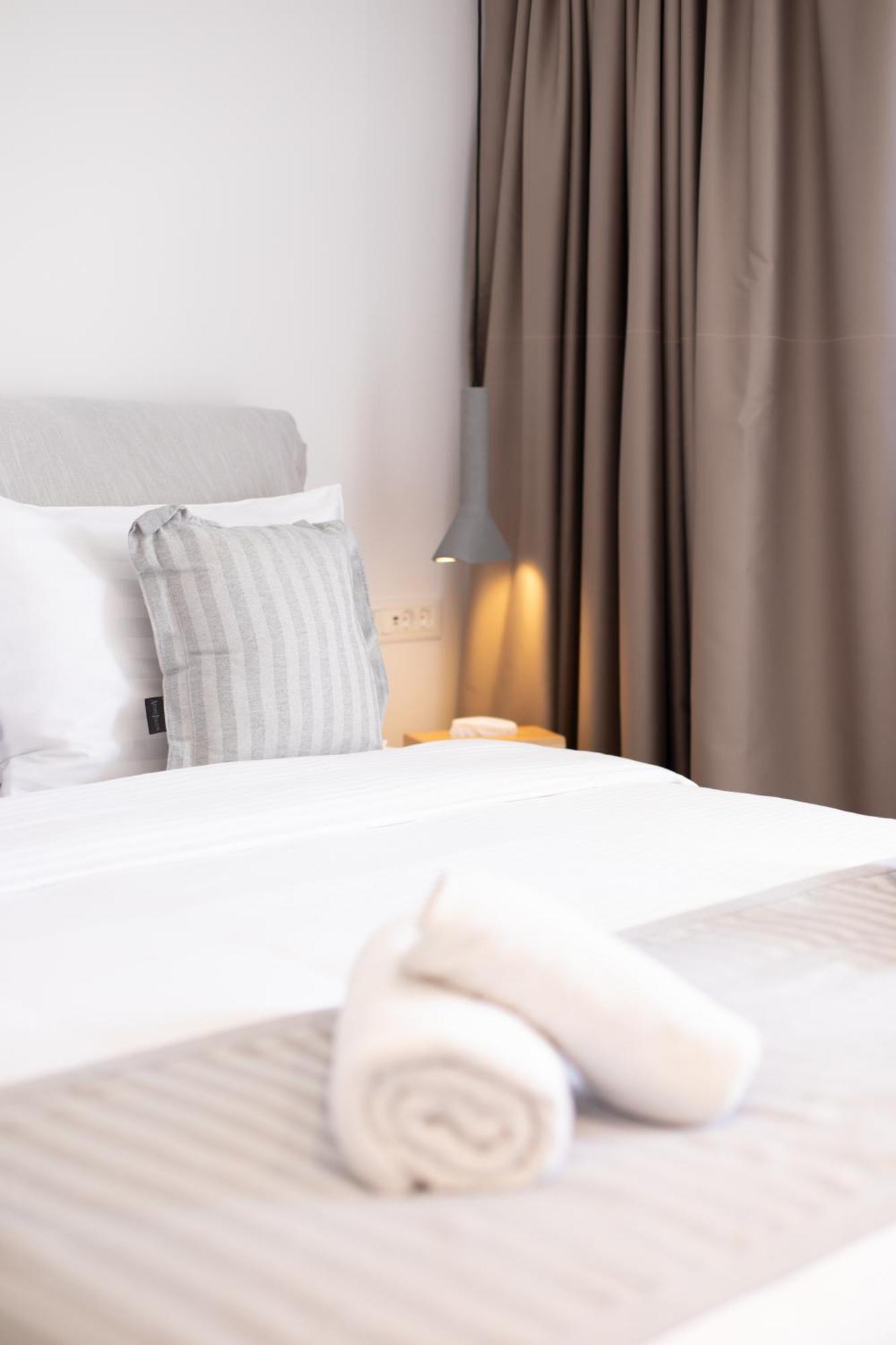 Mytheo Aparthotel Mykonos Town Bagian luar foto