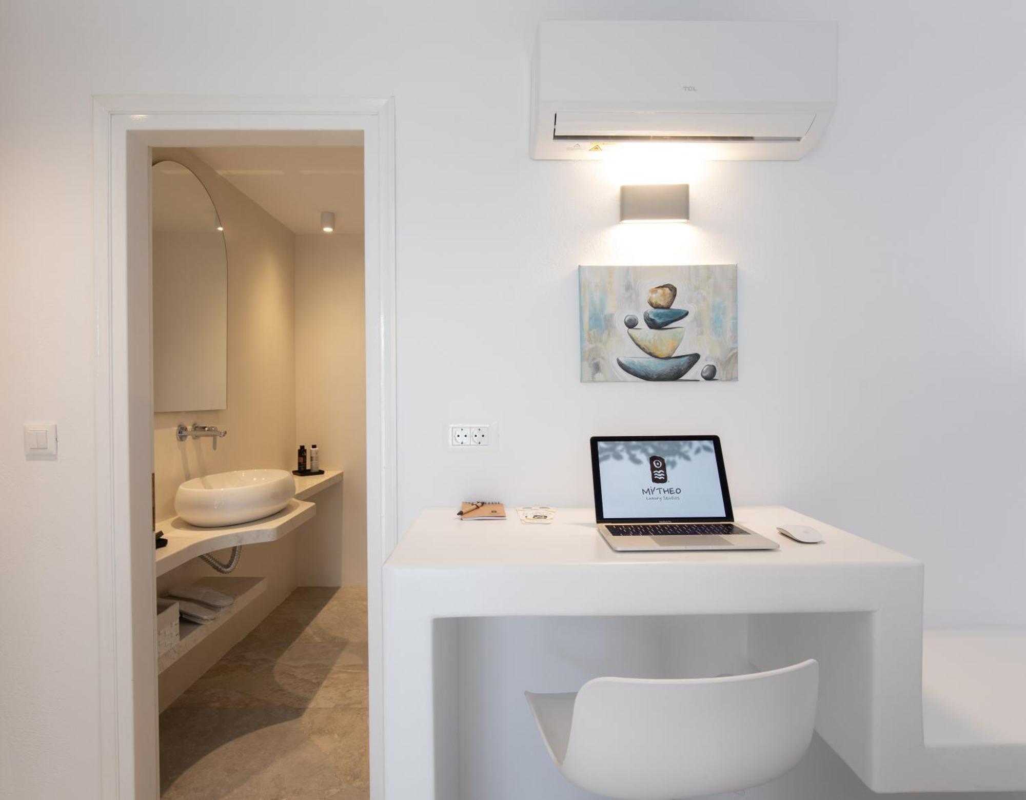 Mytheo Aparthotel Mykonos Town Bagian luar foto